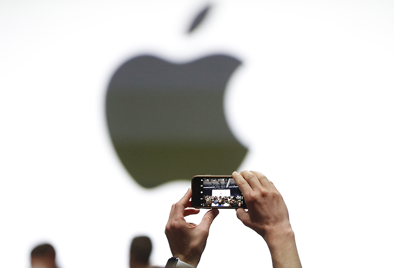 Apple 獨立款 AR / VR 頭戴裝置 Apple 獨立款 AR / VR 頭戴裝置