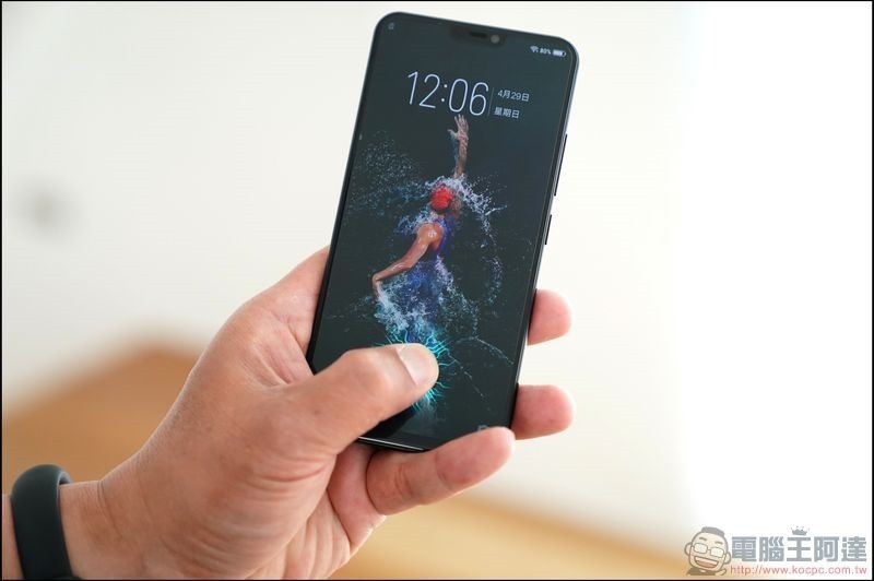 vivo X21 螢幕下指紋辨識 vivo X21 螢幕下指紋辨識