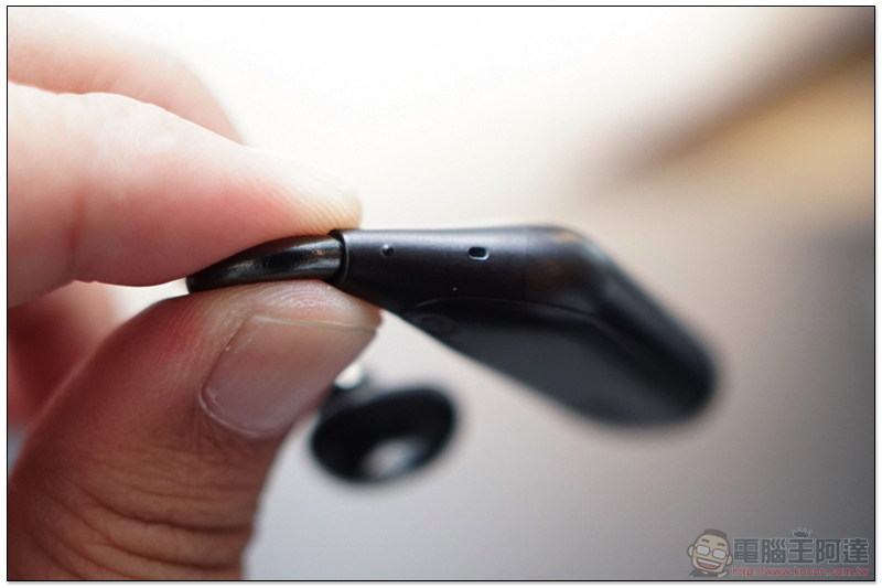 SONY Xperia Ear Duo 淬煉登台,開放式新聆聽體驗 5/18 正式開賣(快速開箱報告) - 電腦王阿達 SONY Xperia Ear Duo 淬煉登台,開放式新聆聽體驗 5/18 正式開賣(快速開箱報告) - 電腦王阿達