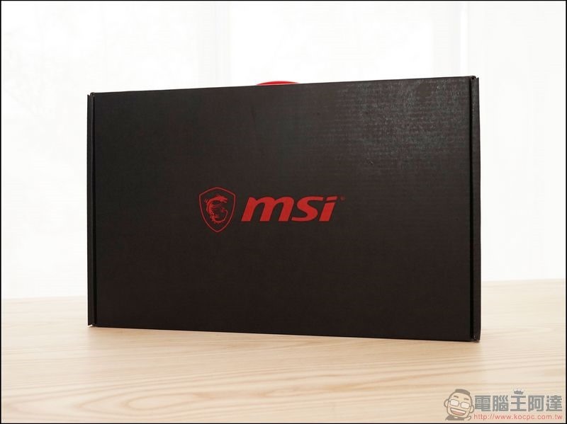 MSI VORTEX G25 8RE 開箱 - 01 MSI VORTEX G25 8RE 開箱 - 01
