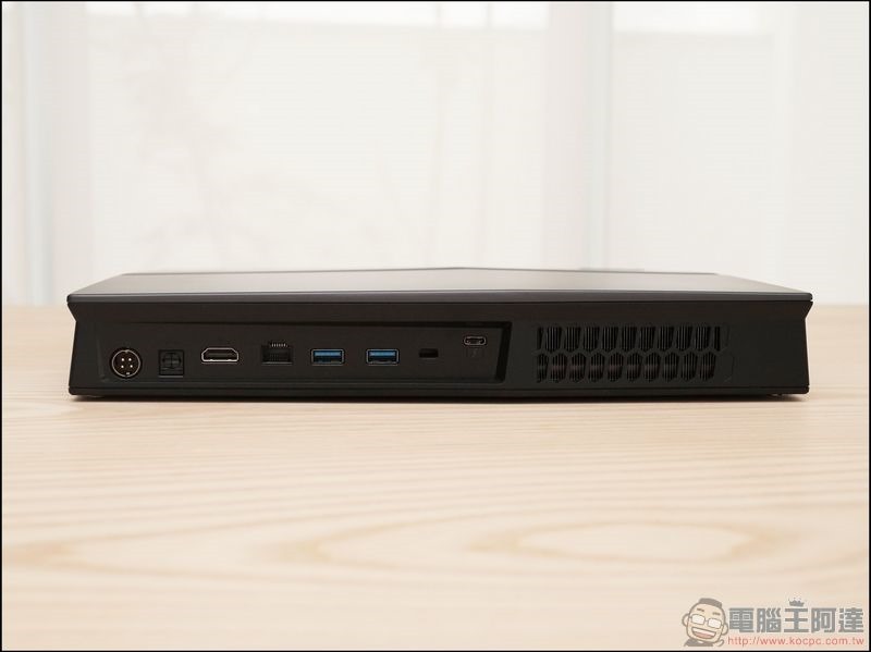 MSI VORTEX G25 8RE 開箱 - 09 MSI VORTEX G25 8RE 開箱 - 09