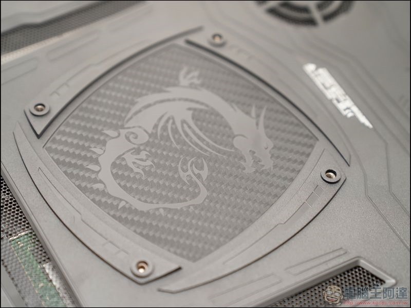 MSI VORTEX G25 8RE 開箱 - 12 MSI VORTEX G25 8RE 開箱 - 12