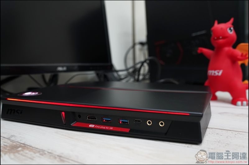 MSI VORTEX G25 8RE 開箱 - 30 MSI VORTEX G25 8RE 開箱 - 30