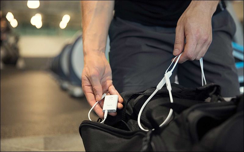 Twelve South 推無線收發器 AirFly ,搭機也能用 AirPods 使用艙內娛樂系統 - 電腦王阿達 Twelve South 推無線收發器 AirFly ,搭機也能用 AirPods 使用艙內娛樂系統 - 電腦王阿達