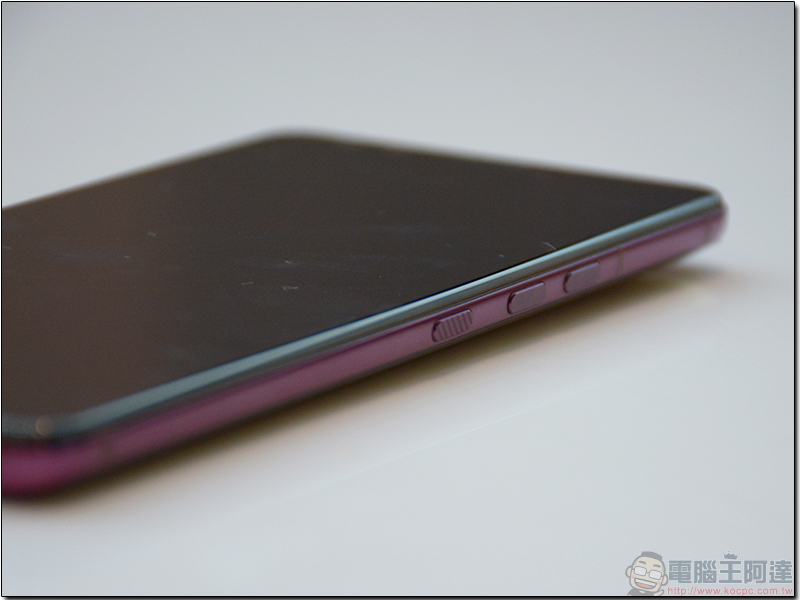 HTC U12+ 發表 Edge Sense 2 進化降臨，給你 Double Tap 邊框快速手指感應 - 電腦王阿達