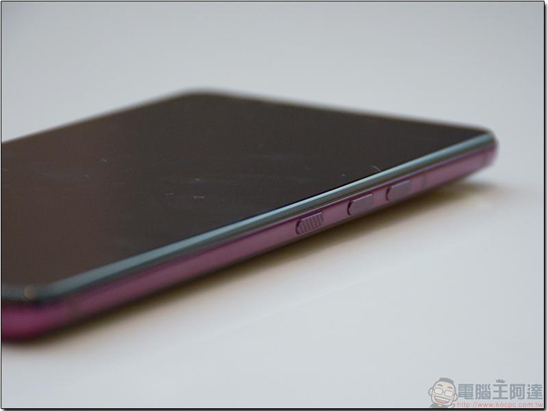HTC U12+ 發表 Edge Sense 2 進化降臨,給你 Double Tap 邊框快速手指感應 - 電腦王阿達 HTC U12+ 發表 Edge Sense 2 進化降臨,給你 Double Tap 邊框快速手指感應 - 電腦王阿達