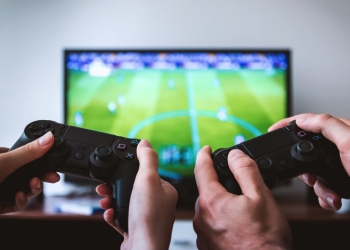 Sony 官方表示 PlayStation 5 還需要三年的時間才會推出 - 電腦王阿達