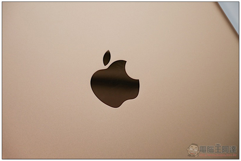 Apple iPad (2018) 開箱體驗:親民價格就有 Pro 創作力 - 電腦王阿達 Apple iPad (2018) 開箱體驗:親民價格就有 Pro 創作力 - 電腦王阿達