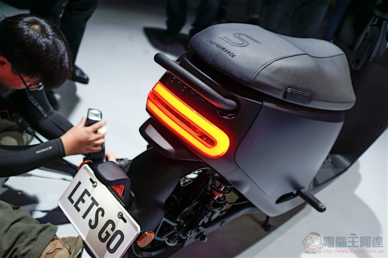 Gogoro S2 與 Gogoro 2 Delight 實車動眼看(同場加映車型分析) - 電腦王阿達 Gogoro S2 與 Gogoro 2 Delight 實車動眼看(同場加映車型分析) - 電腦王阿達