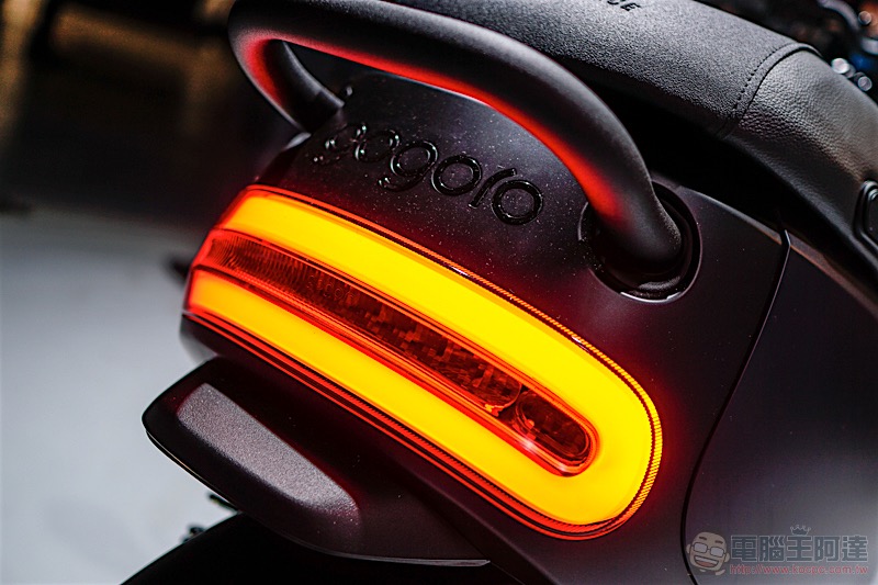Gogoro S2 與 Gogoro 2 Delight 實車動眼看(同場加映車型分析) - 電腦王阿達 Gogoro S2 與 Gogoro 2 Delight 實車動眼看(同場加映車型分析) - 電腦王阿達