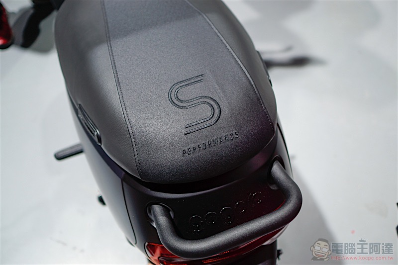 Gogoro S2 與 Gogoro 2 Delight 實車動眼看(同場加映車型分析) - 電腦王阿達 Gogoro S2 與 Gogoro 2 Delight 實車動眼看(同場加映車型分析) - 電腦王阿達