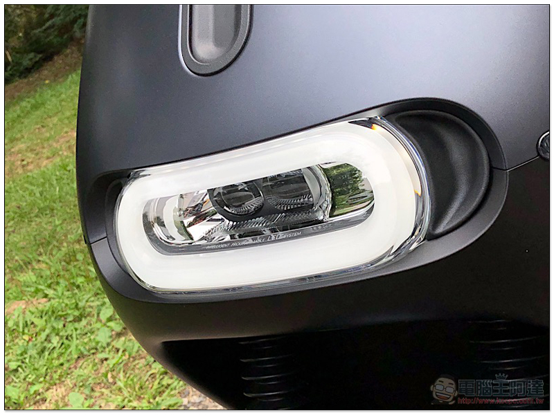 Gogoro S2 快速試駕體驗 :理性地再任性了一回 - 電腦王阿達 Gogoro S2 快速試駕體驗 :理性地再任性了一回 - 電腦王阿達