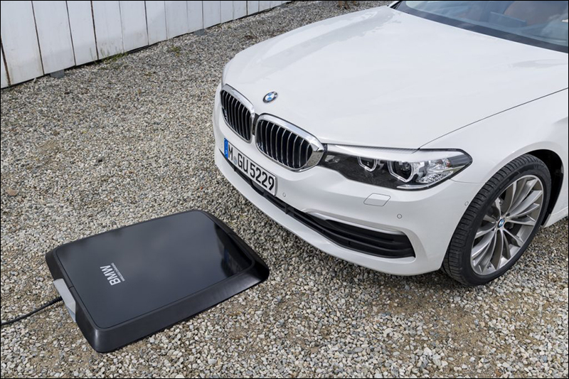 BMW 無線充電系統 於德國正式上市，充電就像手機一樣簡單 - 電腦王阿達