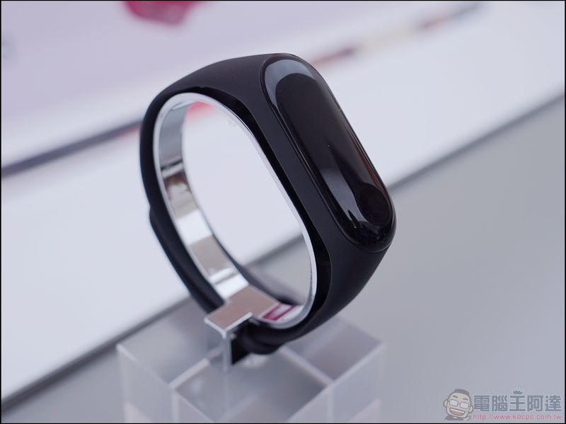 小米手環 3 、NFC 版正式推出 螢幕更大、防水更強、改善易脫落問題 - 電腦王阿達 小米手環 3