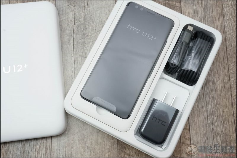 HTC U12+ 開箱 評測 - 06 HTC U12+ 開箱 評測 - 06