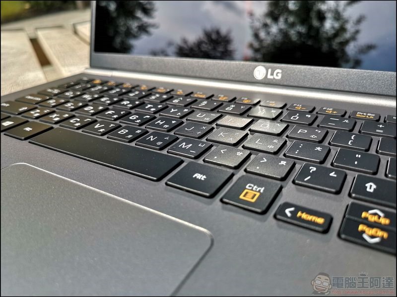 LG GRAM 開箱 評測 - 20 LG GRAM 開箱 評測 - 20