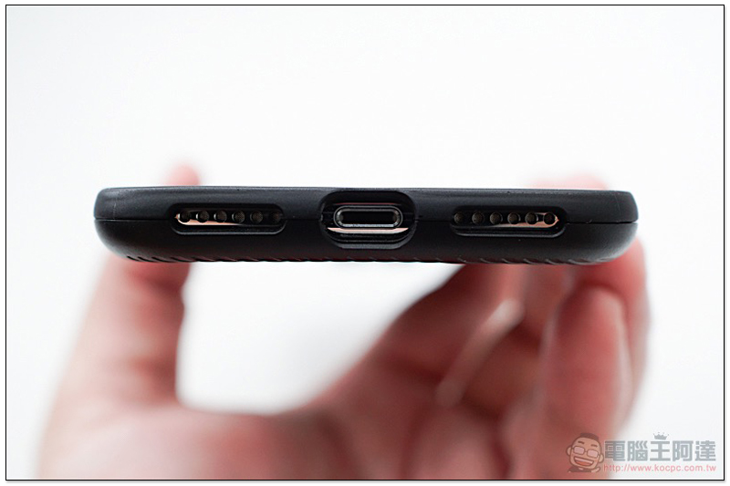 iPhone 終將 全無線化 !?據報蘋果原打算移除 iPhone X 僅存的 Lightning 埠 - 電腦王阿達 iPhone 終將 全無線化 !?據報蘋果原打算移除 iPhone X 僅存的 Lightning 埠 - 電腦王阿達