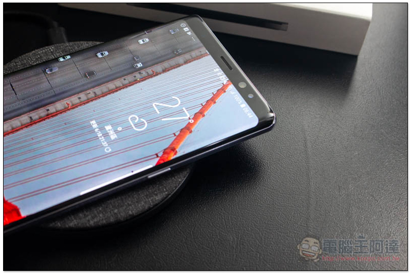 PhotoFast AirCharge AC-8000 10W 無線充電盤開箱 北歐風質感外型、相容 iPhone 等 - 電腦王阿達 PhotoFast AirCharge AC-8000 10W 無線充電盤開箱 北歐風質感外型、相容 iPhone 等 - 電腦王阿達
