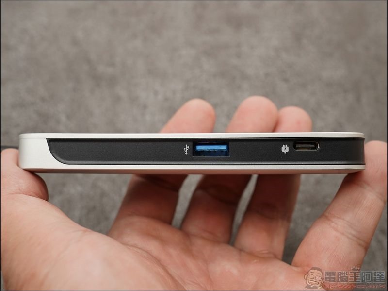 Kingston Nucleum USB Type-C 7合一集線器 開箱 - 09 Kingston Nucleum USB Type-C 7合一集線器 開箱 - 09