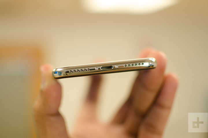 iphone-x-lightning-port-720x720.jpg Iphone x lightning port 720x720