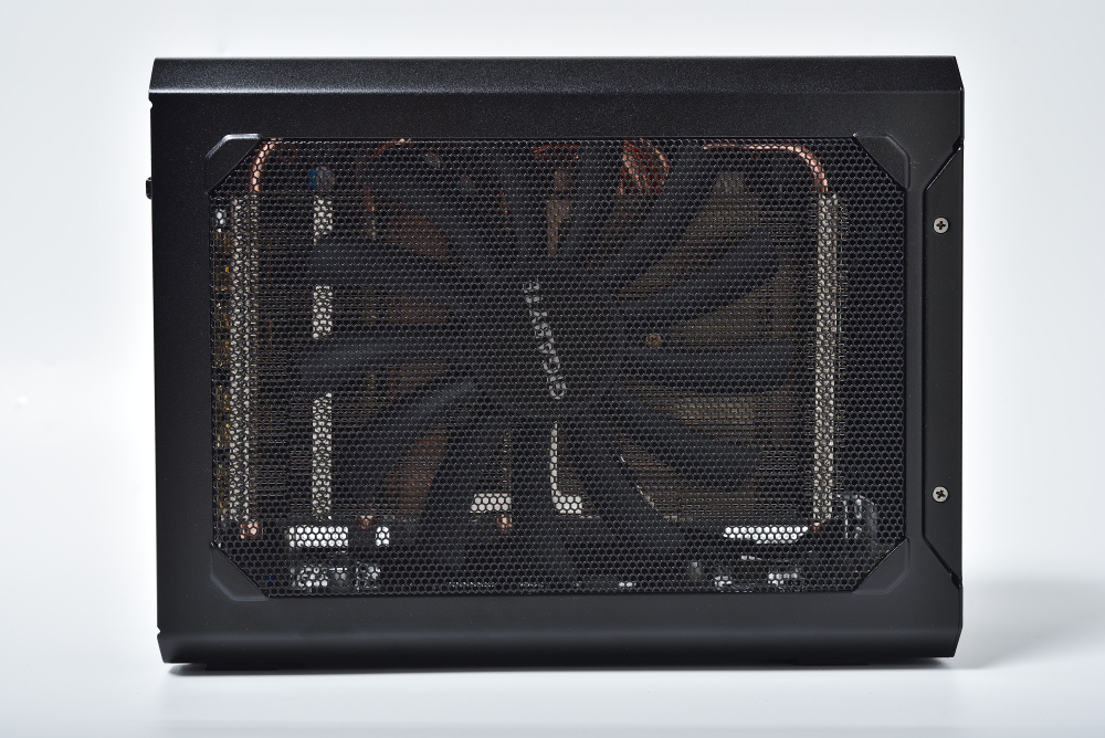 GIGABYTE RX 580 Gaming Box 行動外接顯卡盒 用 Thunderbolt 拯救 Ultrabook - 電腦王阿達 GIGABYTE RX 580 Gaming Box 行動外接顯卡盒 用 Thunderbolt 拯救 Ultrabook - 電腦王阿達