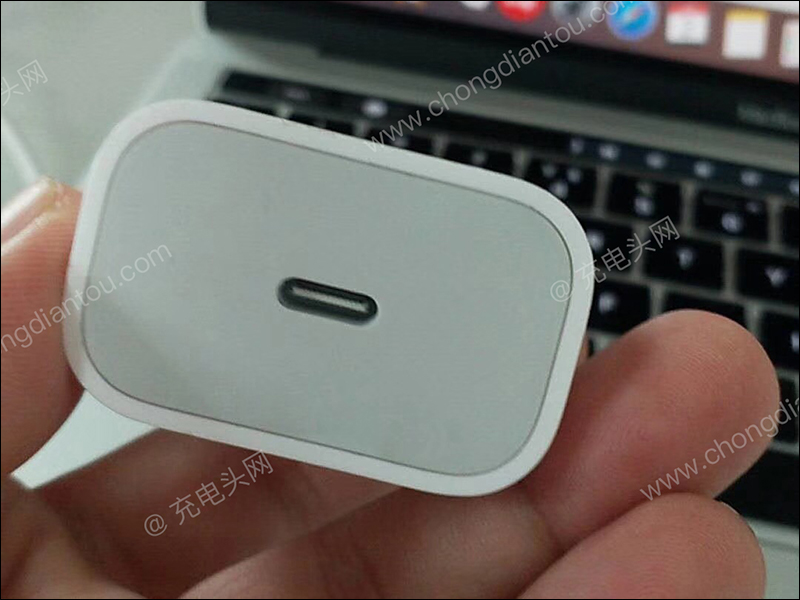 新 iPhone 的 UCB-C 充電器 曝光, 18W 並支援 USB PD 快充技術 - 電腦王阿達 新 iPhone 的 UCB-C 充電器 曝光, 18W 並支援 USB PD 快充技術 - 電腦王阿達