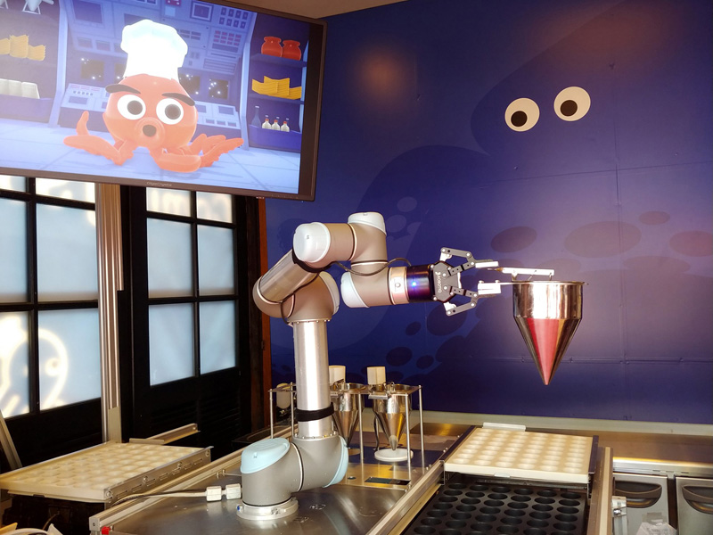 日本豪斯登堡引進 Octo Chef 機器人攤位，烤章魚燒難不倒它 - 電腦王阿達