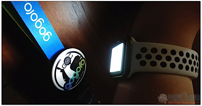 Apple Watch 內建手電筒