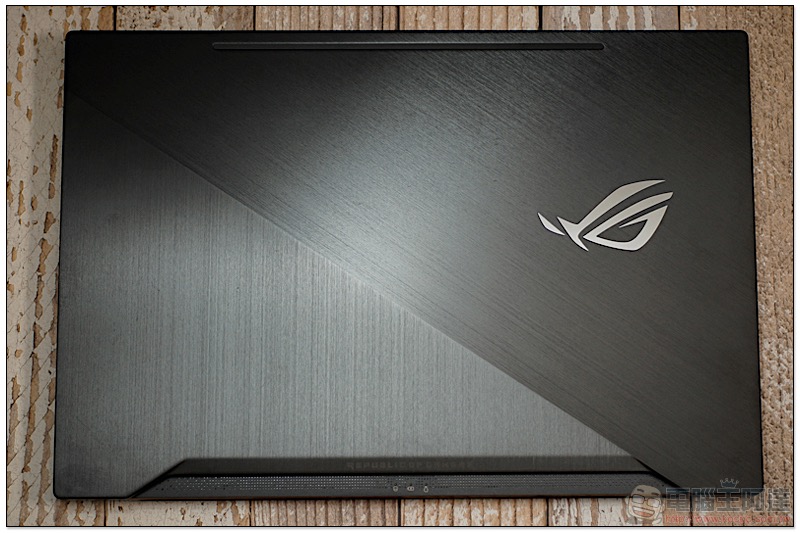 ROG Zephyrus M GM501 開箱 評測:搭載 GPU 切換機能的進化版電競筆電 - 電腦王阿達 ROG Zephyrus M GM501 開箱 評測:搭載 GPU 切換機能的進化版電競筆電 - 電腦王阿達