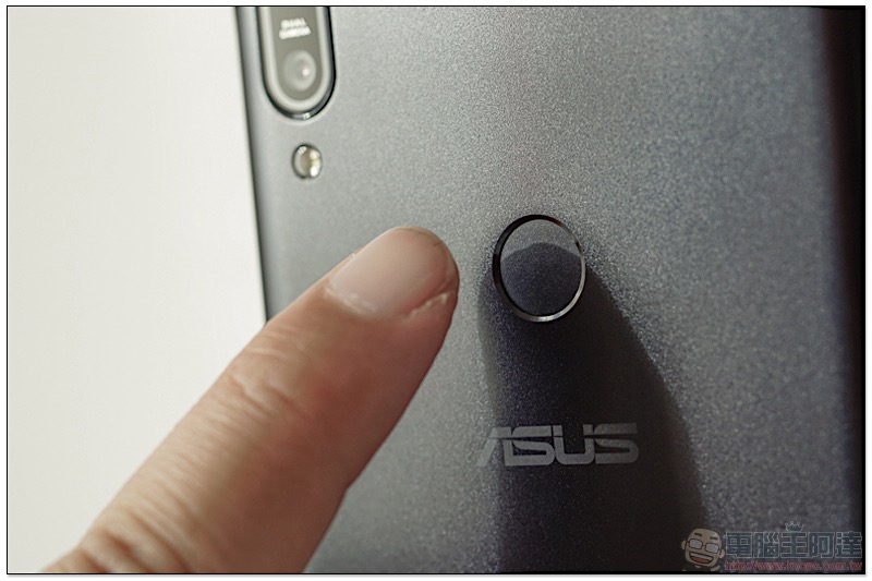 ASUS ZenFone Max Pro 開箱 、評測、評價 性能電力怪獸當之無愧 - 電腦王阿達 ASUS ZenFone Max Pro 開箱 、評測、評價 性能電力怪獸當之無愧 - 電腦王阿達