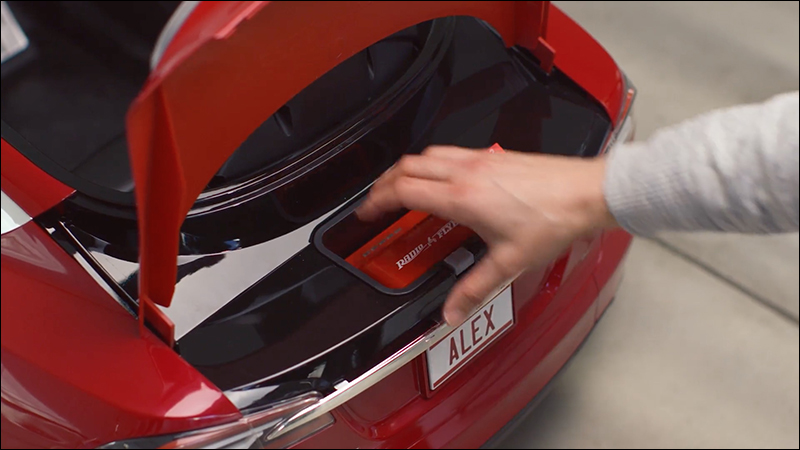 TESLA 推出限量衝浪板 ,售價高達 1,500 美元 - 電腦王阿達 TESLA 推出限量衝浪板 ,售價高達 1,500 美元 - 電腦王阿達