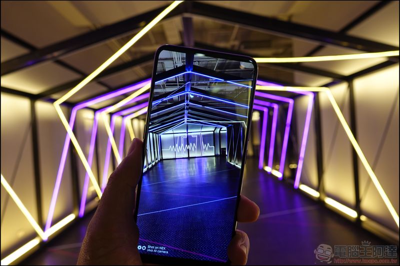 vivo NEX 開箱 、評測、評價 世界第一款真零邊界全螢幕、升降式鏡頭超值旗艦 - 電腦王阿達 vivo NEX 開箱 、評測、評價 世界第一款真零邊界全螢幕、升降式鏡頭超值旗艦 - 電腦王阿達