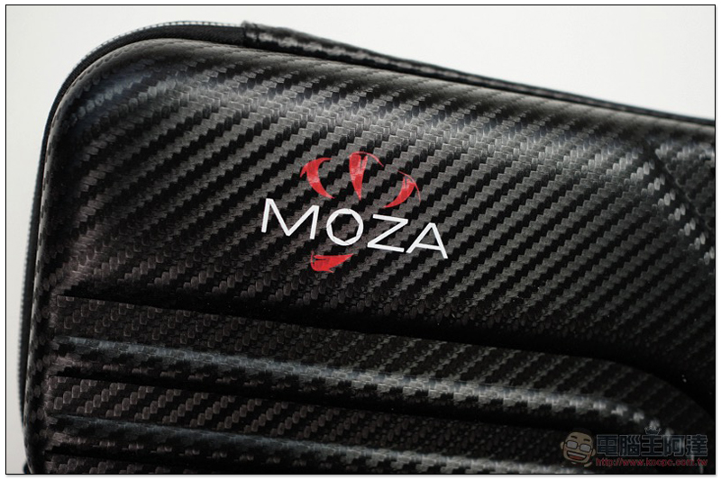 超值款 MOZA Mini-Mi 手機穩定器開箱 體驗:搭載便利無線充電,還有滿滿擴充性 - 電腦王阿達 超值款 MOZA Mini-Mi 手機穩定器開箱 體驗:搭載便利無線充電,還有滿滿擴充性 - 電腦王阿達