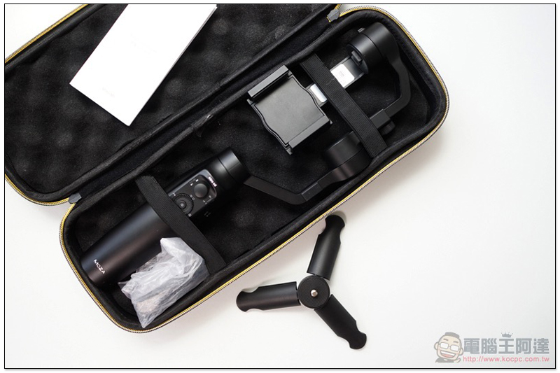 超值款 MOZA Mini-Mi 手機穩定器開箱 體驗:搭載便利無線充電,還有滿滿擴充性 - 電腦王阿達 超值款 MOZA Mini-Mi 手機穩定器開箱 體驗:搭載便利無線充電,還有滿滿擴充性 - 電腦王阿達