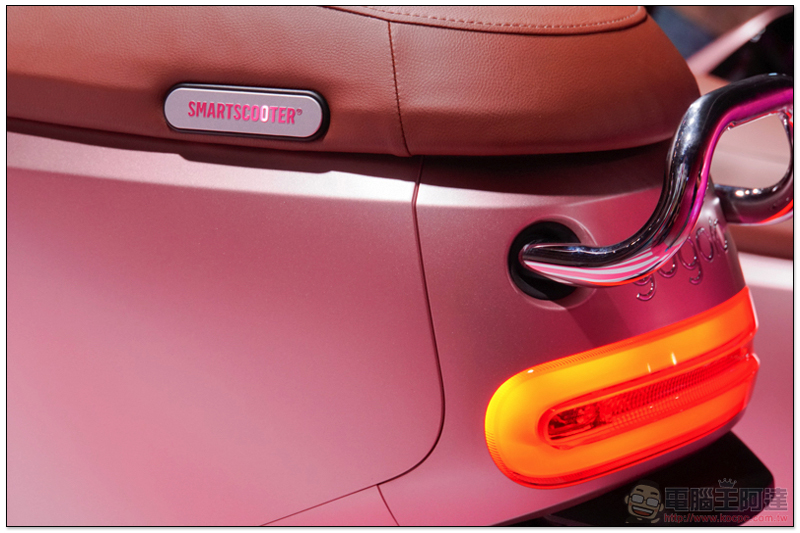 Gogoro no.17 發表會: Gogoro 2 Delight 粉紅 新色出道(新車動眼看) - 電腦王阿達 Gogoro no.17 發表會: Gogoro 2 Delight 粉紅 新色出道(新車動眼看) - 電腦王阿達