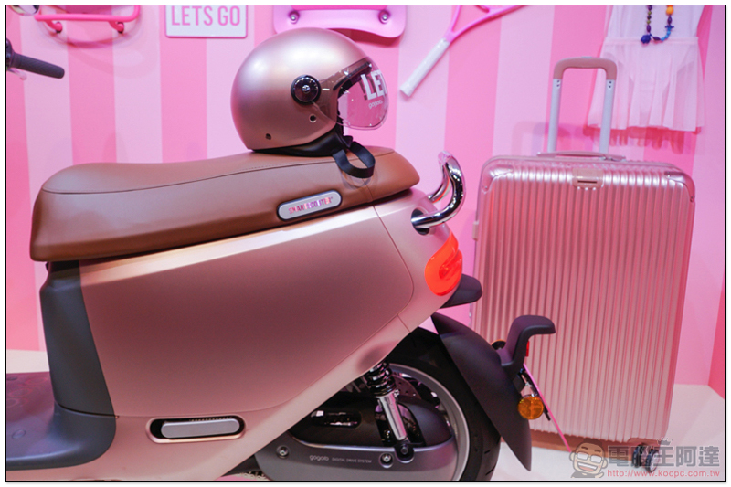 Gogoro no.17 發表會: Gogoro 2 Delight 粉紅 新色出道(新車動眼看) - 電腦王阿達 Gogoro no.17 發表會: Gogoro 2 Delight 粉紅 新色出道(新車動眼看) - 電腦王阿達