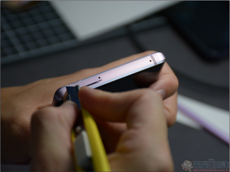 Samsung Galaxy Note 9 膜斯密碼 3D滿版強化玻璃保護貼+全機包膜 施工三部曲,讓你安心用新機 - 電腦王阿達 Samsung Galaxy Note 9 膜斯密碼 3D滿版強化玻璃保護貼+全機包膜 施工三部曲,讓你安心用新機 - 電腦王阿達