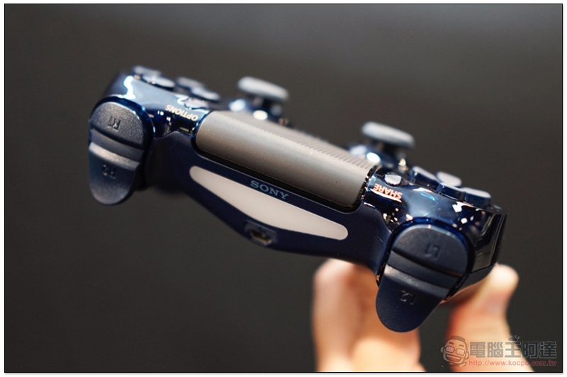 羨慕嫉妒恨, PlayStation 4 Pro 五億台紀念機 直接開箱給你看 - 電腦王阿達 羨慕嫉妒恨, PlayStation 4 Pro 五億台紀念機 直接開箱給你看 - 電腦王阿達