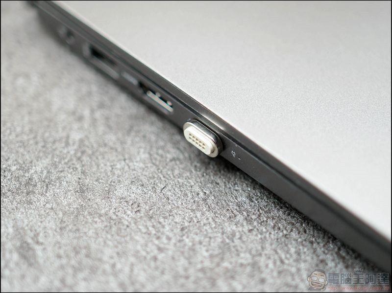 小米 65W 充電器 MAGNETO 磁吸線 -11 小米 65W 充電器 MAGNETO 磁吸線 -11