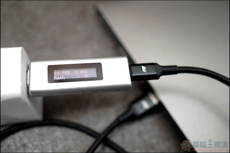 小米 65W 充電器 MAGNETO 磁吸線 -12 小米 65W 充電器 MAGNETO 磁吸線 -12