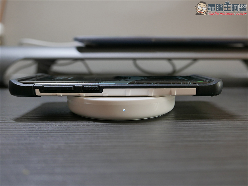 Belkin Boost Up 系列 7.5W/10W 無線充電盤 、 無線充電桌架 動手玩 - 電腦王阿達 Belkin Boost Up 系列 7.5W/10W 無線充電盤 、 無線充電桌架 動手玩 - 電腦王阿達