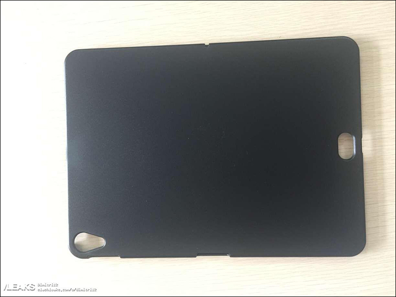 iPad Pro 保護殼 曝光,多了神秘開孔 - 電腦王阿達 iPad Pro 保護殼 曝光,多了神秘開孔 - 電腦王阿達