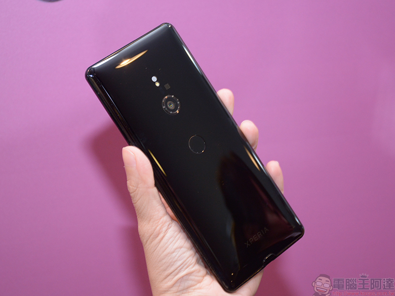 Sony Xperia XZ3 正式發表,側邊操控與智慧啟動新技術令人驚艷 - 電腦王阿達 Sony Xperia XZ3 正式發表,側邊操控與智慧啟動新技術令人驚艷 - 電腦王阿達