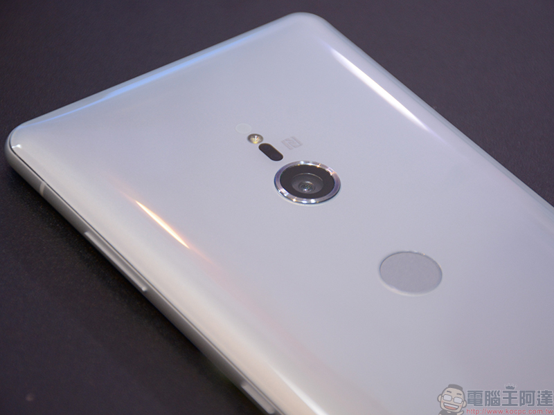 Sony Xperia XZ3 正式發表,側邊操控與智慧啟動新技術令人驚艷 - 電腦王阿達 Sony Xperia XZ3 正式發表,側邊操控與智慧啟動新技術令人驚艷 - 電腦王阿達