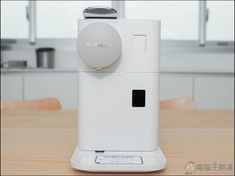 Nespresso Lattissima One 開箱 - 09 Nespresso Lattissima One 開箱 - 09