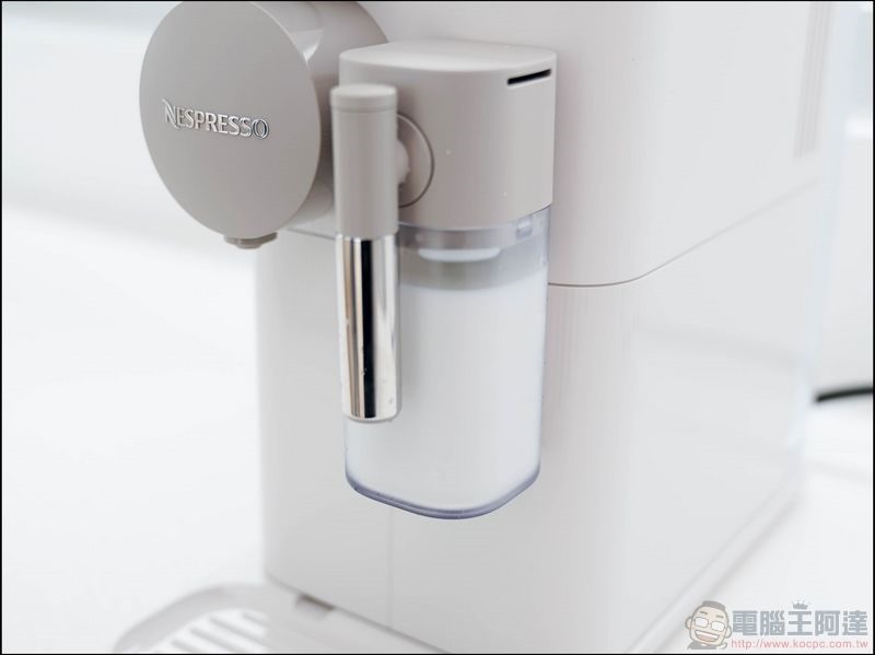 Nespresso Lattissima One 開箱 - 13 Nespresso Lattissima One 開箱 - 13