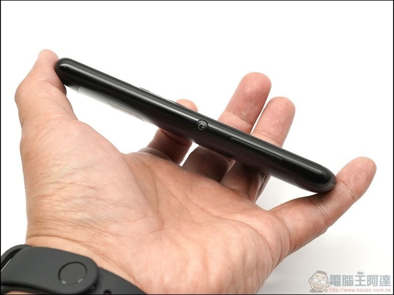 iFLYTEK Easy Trans 800 雙向語音翻譯機 開箱 -09 iFLYTEK Easy Trans 800 雙向語音翻譯機 開箱 -09