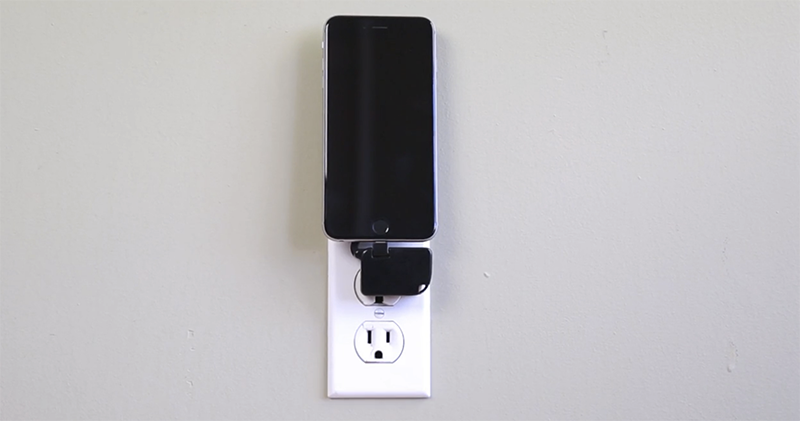 出門不怕忘了充電器,超迷你 Chargerito 可瞬間變身手機充電座也能當鑰匙圈用 - 電腦王阿達 出門不怕忘了充電器,超迷你 Chargerito 可瞬間變身手機充電座也能當鑰匙圈用 - 電腦王阿達