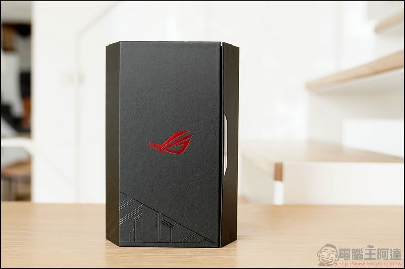 ROG Phone 大全套開箱 - 05 ROG Phone 大全套開箱 - 05