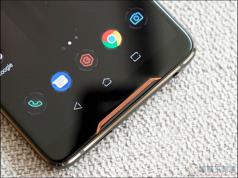 ROG Phone 大全套開箱 - 12 ROG Phone 大全套開箱 - 12